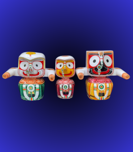 Traditional Jagannath Balabhadra Subhadra Wooden Idol Set – Classic Colours